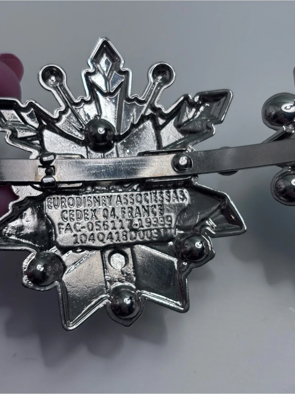 Disneyworld Bibbidi Bobbidi Boutique Frozen Elsa metal and rhinestone tiara